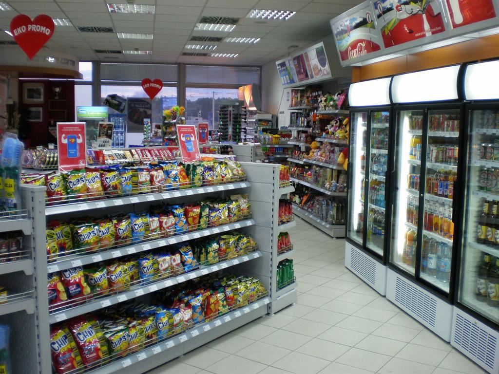 BetaCell: Tempat Belanja Seru di Slatri dengan Game Station